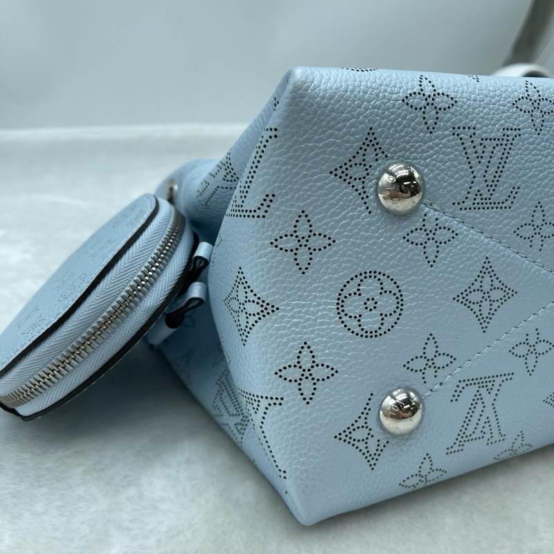 路易威登/Louis Vuitton Bella M21144    月光女神鏤花穿孔抽繩開合水桶包手提包單肩包斜挎包 藍色芯片款-6