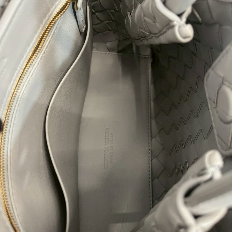 BV Andiamo 灰色 編織包-7