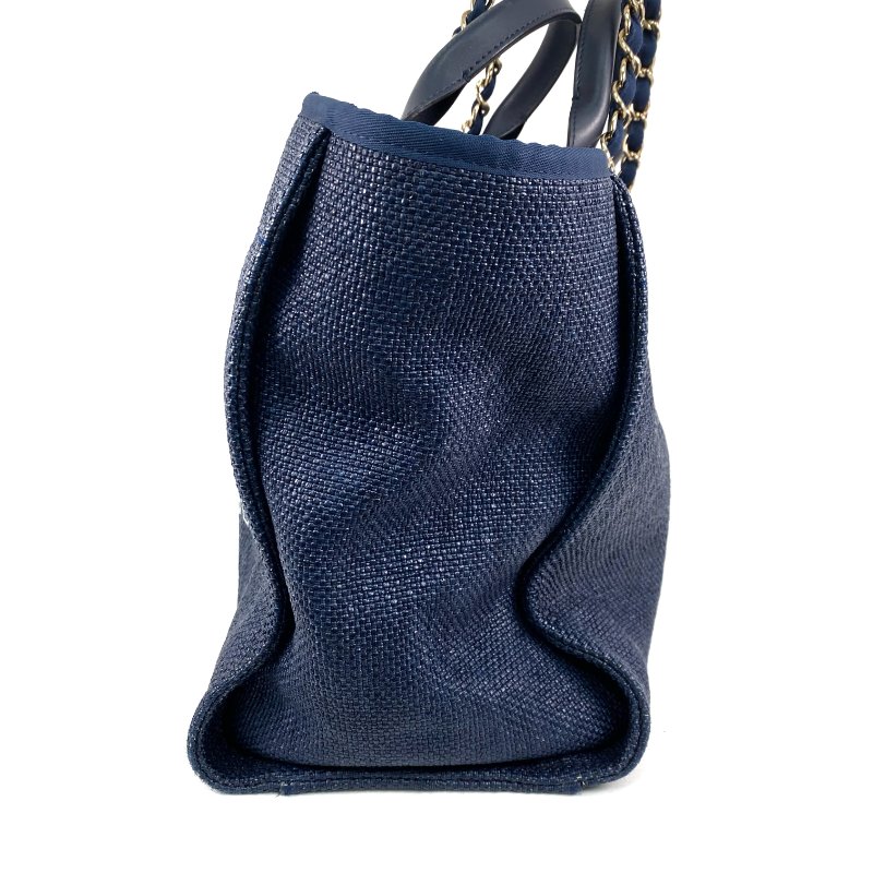 △ Chanel 香奈兒 Navy Raffia Gold Tone Metal Deauville Chain Shoulder Bag No.26 深藍色拉菲草金色金屬鎖鏈肩背袋No.26 - 267005850-1