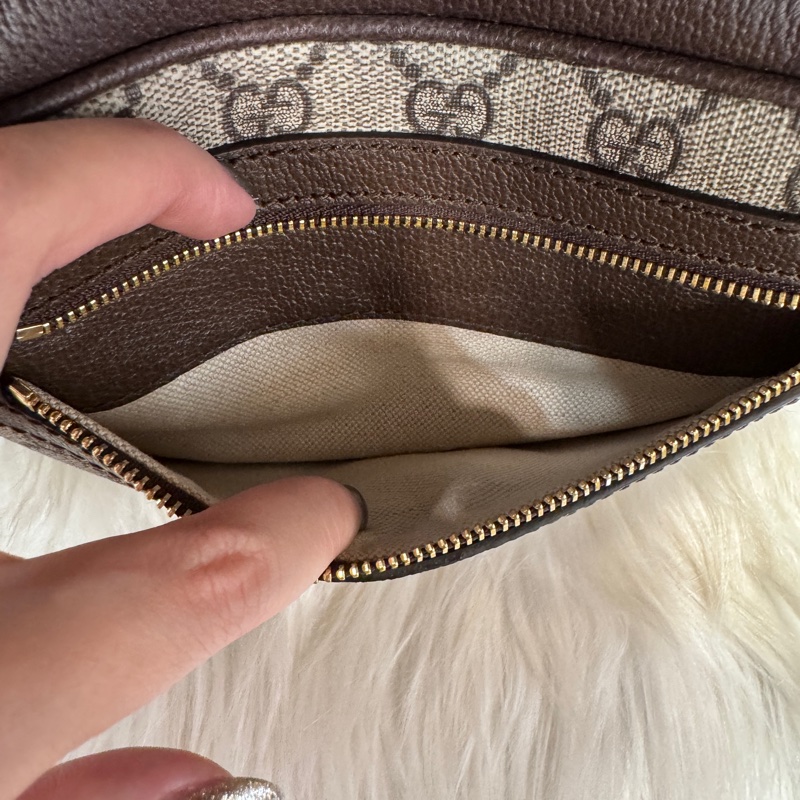 Gucci Ophidia 磁吸下蓋拉鏈雙背帶斜背包 離櫃未使用-12