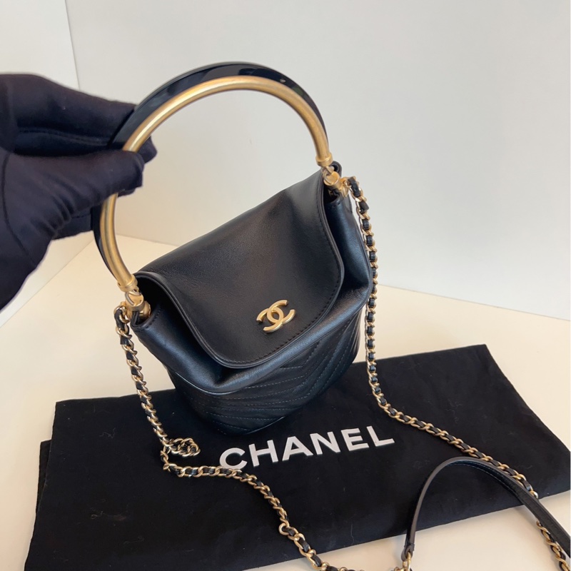 ✨Chanel  稀有漢堡系列 V紋水桶包 98新🖤-10