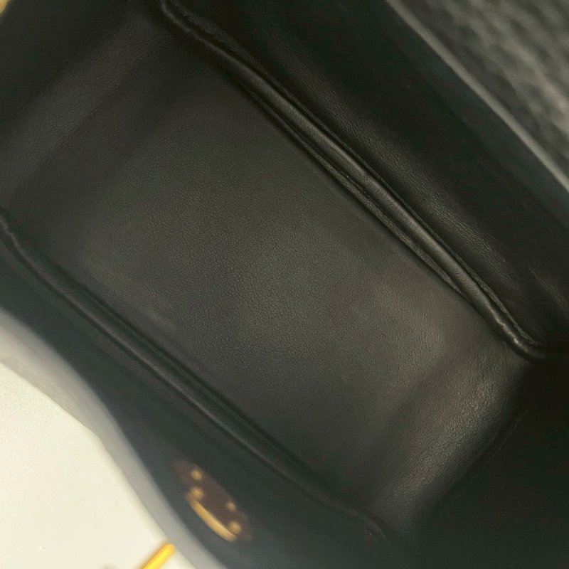 Hermes Mini Lindy 黑金 U刻-8