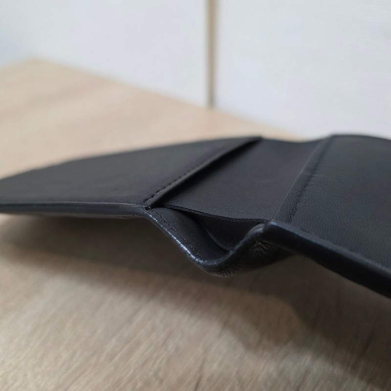 [甜價出品項🥰專櫃五折以下] LV黑牛皮壓紋Multiple對開短夾-20