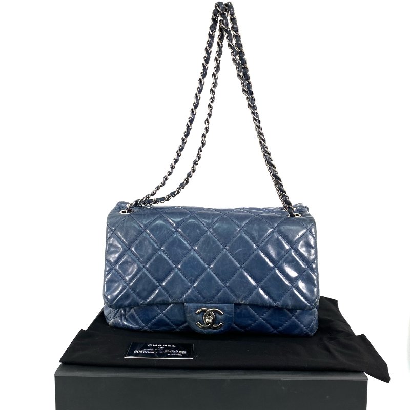 △ Chanel 香奈兒 Navy Calfskin Ruthenium-Finish Metal Single Flap Chain Shoulder Bag No.20 深藍色小牛皮鍍釕金屬鎖鏈肩背袋No.20 - 267005704-0