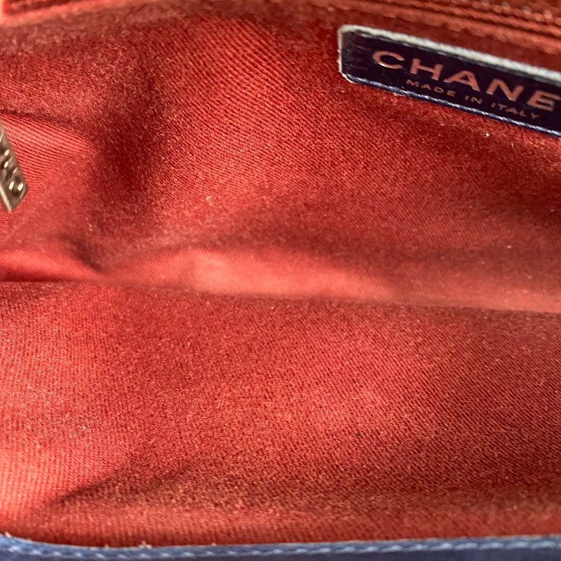 △ Chanel 香奈兒 Navy Calfskin Ruthenium-Finish Metal Single Flap Chain Shoulder Bag No.20 深藍色小牛皮鍍釕金屬鎖鏈肩背袋No.20 - 267005704-24