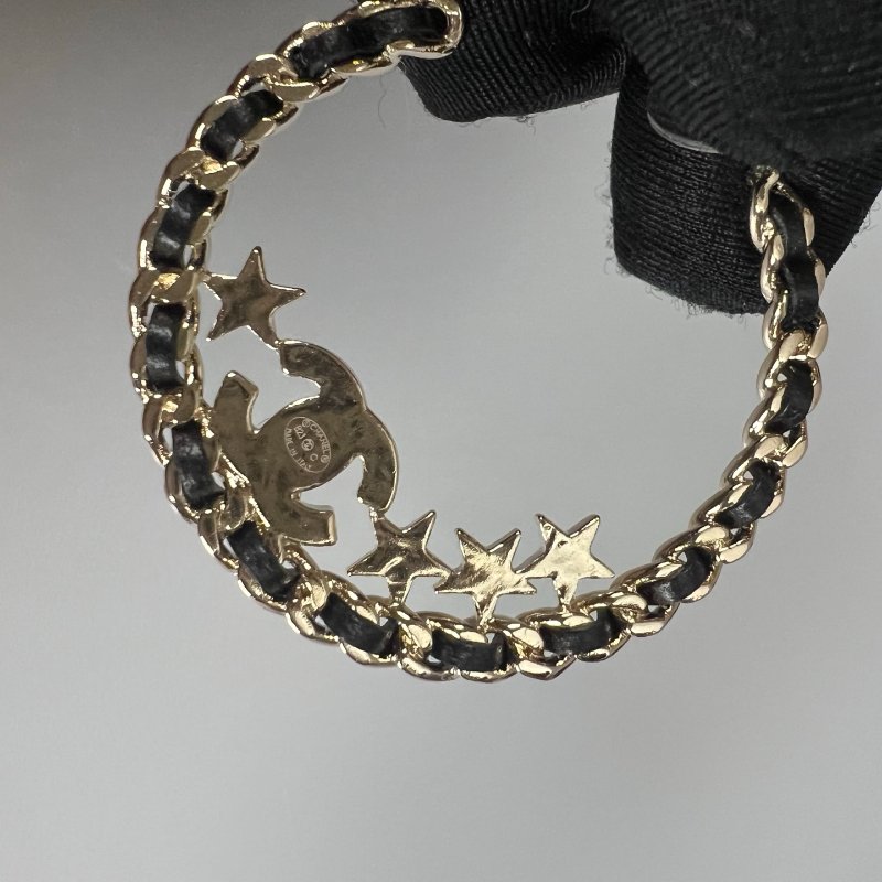 CHANEL B23/C 月牙皮穿鍊耳環-4