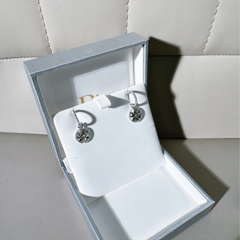 Dior迪奧 Rose des Vents 八芒星白貝母耳環-3