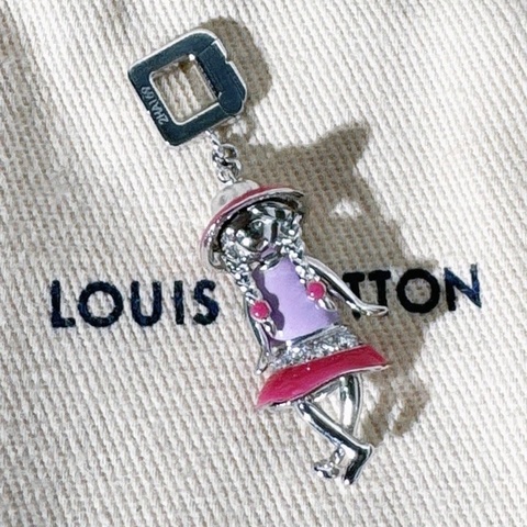 LV 路易威登 Girl Charm 白金+琺瑯+鑽石 吊墜