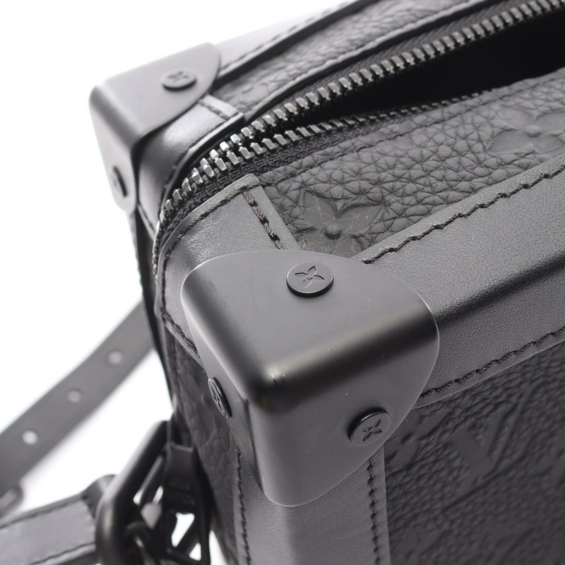 路易威登 Soft Trunk 肩挎包 M55700 Monogram Taurillon Noir-4
