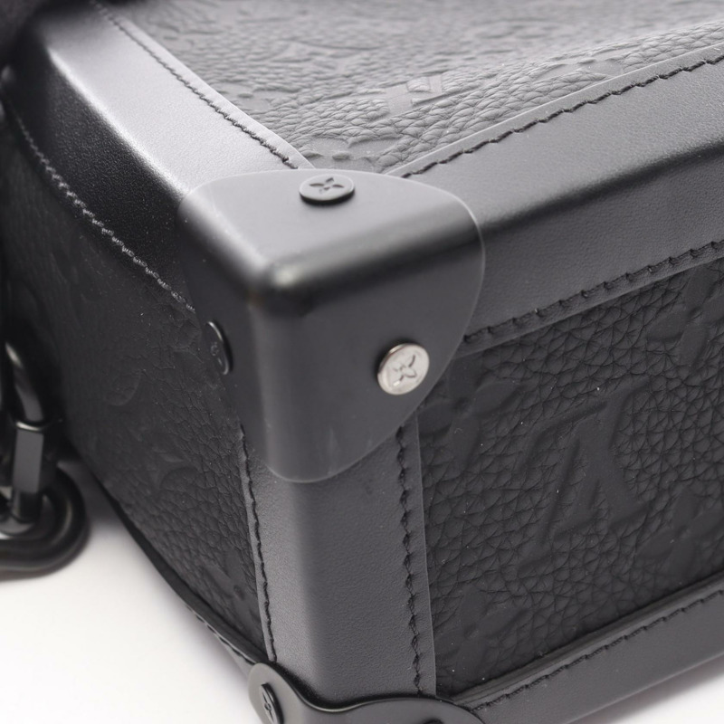 路易威登 Soft Trunk 肩挎包 M55700 Monogram Taurillon Noir-7