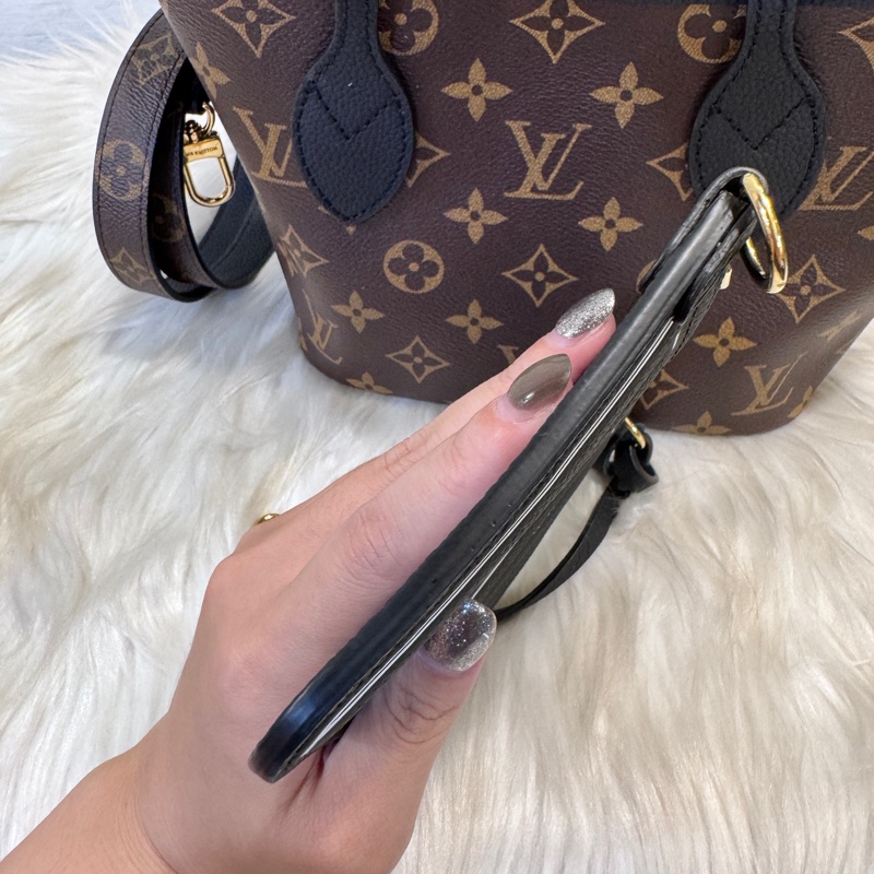 LV Neverfull Inside Out BB 新款雙面用 近全新 晶片款-6