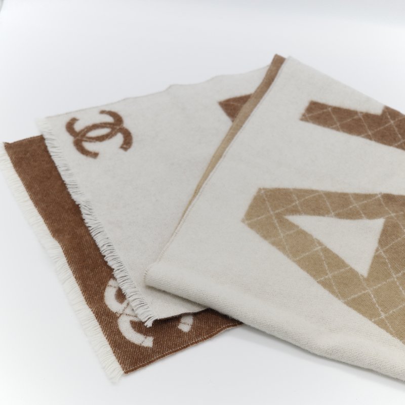 Chanel 香奈兒 24K 經典駝色 米色 羊毛 長款圍巾-1