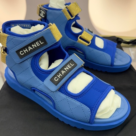 閒置新 CHANEL香奈兒藍色山羊皮涼鞋，高幫沙灘涼鞋魔術貼涼鞋，37.5碼