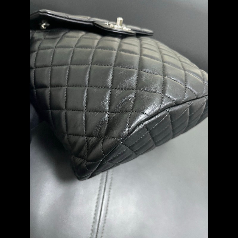 Chanel Backpack small
黑銀光面皮小號-5