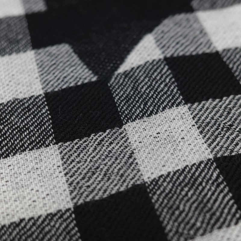 Chanel 香奈兒 經典黑底格紋 羊絨 提花 針織圍巾-4