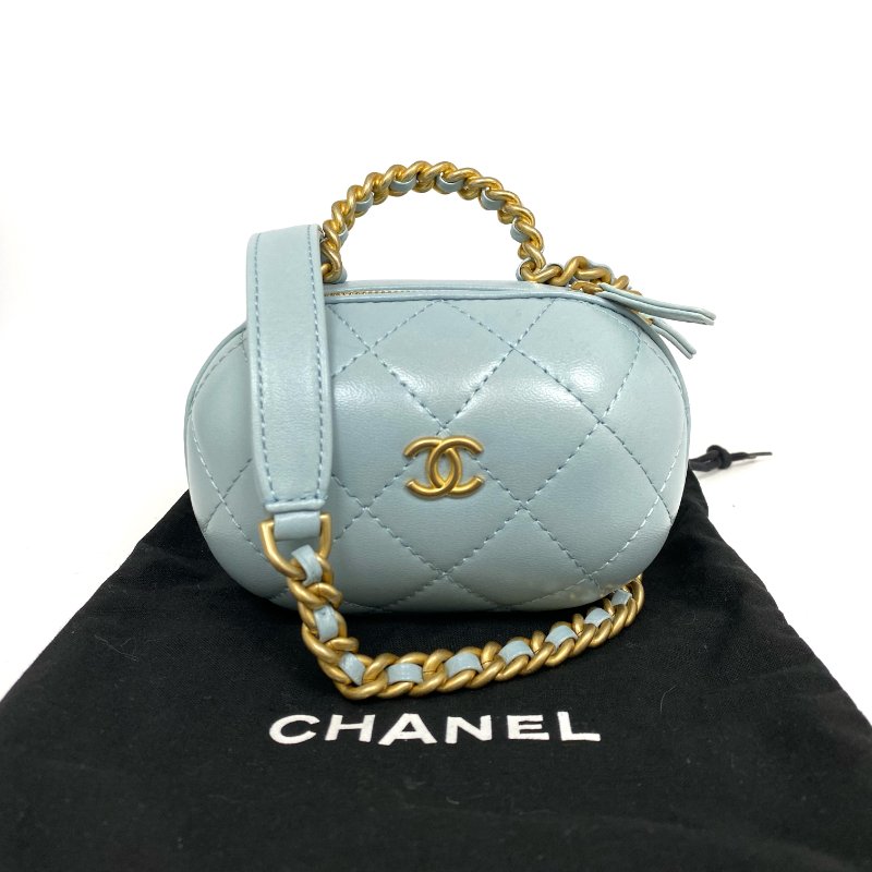 △ Chanel 香奈兒 Light Blue Lambskin Gold Tone Metal Bubble Vanity Case No.31 AP2699 淺藍色小羊皮金色金屬鎖鏈化妝箱No.31 - 267002559-0