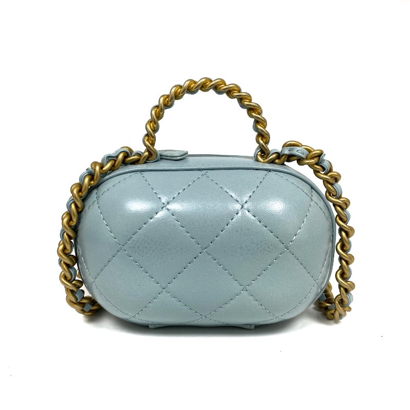 △ Chanel 香奈兒 Light Blue Lambskin Gold Tone Metal Bubble Vanity Case No.31 AP2699 淺藍色小羊皮金色金屬鎖鏈化妝箱No.31 - 267002559-2