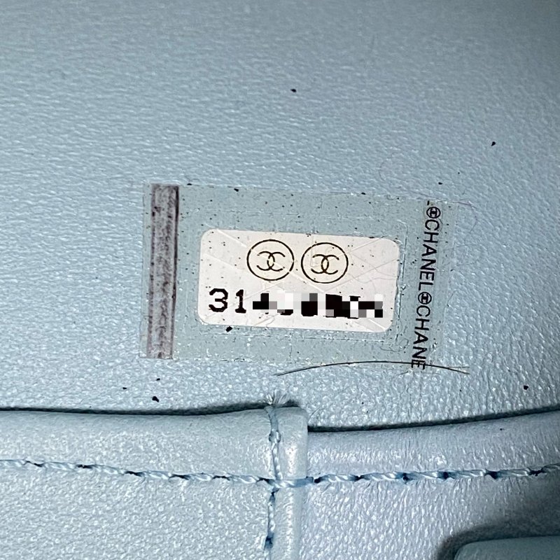 △ Chanel 香奈兒 Light Blue Lambskin Gold Tone Metal Bubble Vanity Case No.31 AP2699 淺藍色小羊皮金色金屬鎖鏈化妝箱No.31 - 267002559-16