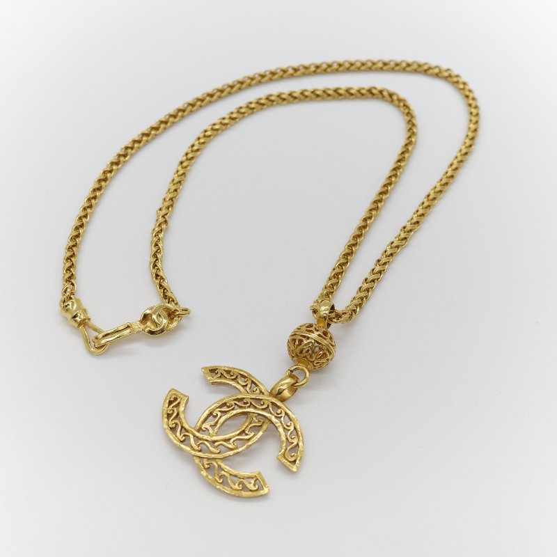 Chanel 香奈兒 Vintage 1995 經典 黃銅金屬 鍍金 波浪形空心圓球雙 C 吊墜長項鍊-0