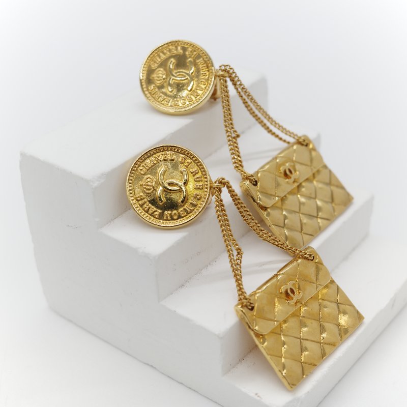 Chanel 香奈兒 Vintage 經典黃銅鍍金 菱格紋圖騰 COCO 字母標誌圓形耳環-1