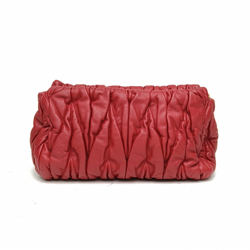 MIUMIU 紅色羊皮金扣褶皺麻花肩帶單肩包腋下hobo-2