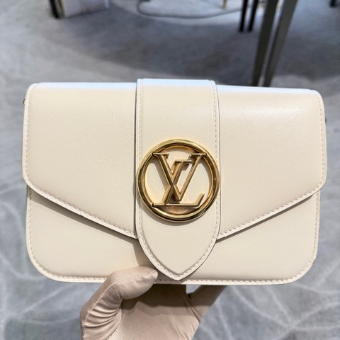 98新LV 路易威登 Pont9白色全皮單肩斜挎包，芯片款尺寸23*15*8