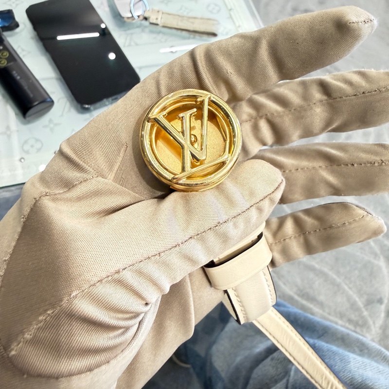 98新LV 路易威登 Pont9白色全皮單肩斜挎包，芯片款尺寸23*15*8-8