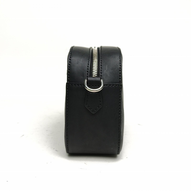 GUCCI 黑色PVC銀扣黑花相機包小號24-1