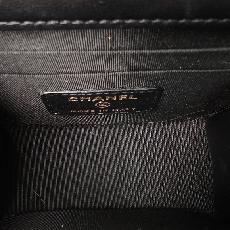 CHANEL TrendyCC口蓋包方版11cm黑色羊皮31開金扣-5