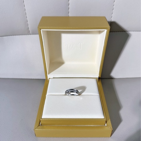 Piaget伯爵 Possession系列 時來運轉 白金寬版戒指，47 碼