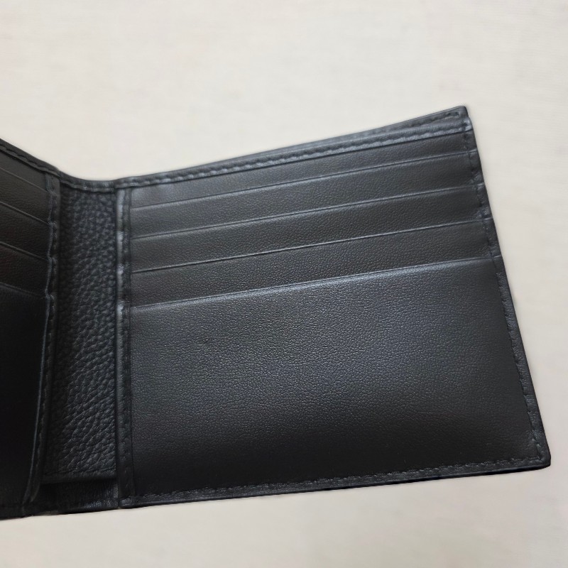 [品況超新甜價出🥰現省一萬] Dior黑牛皮壓紋銀釦對開短夾-14