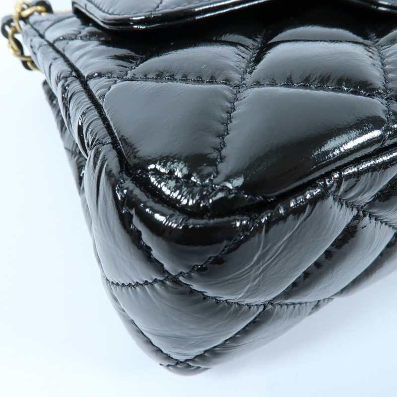 CHANEL 漆皮皮革Wavy CC Hobo金扣鏈帶肩背袋-4