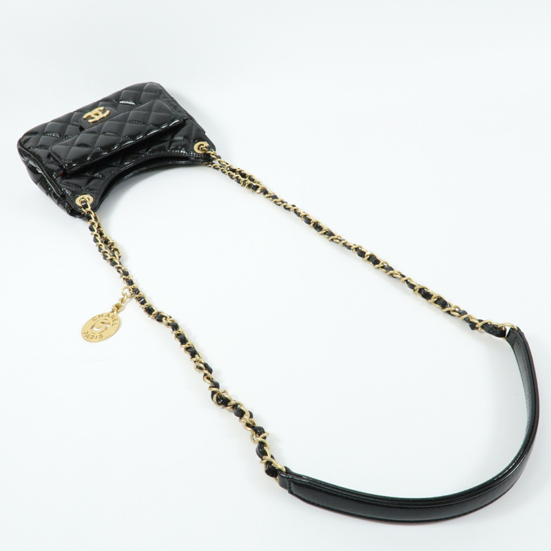 CHANEL 漆皮皮革Wavy CC Hobo金扣鏈帶肩背袋-8