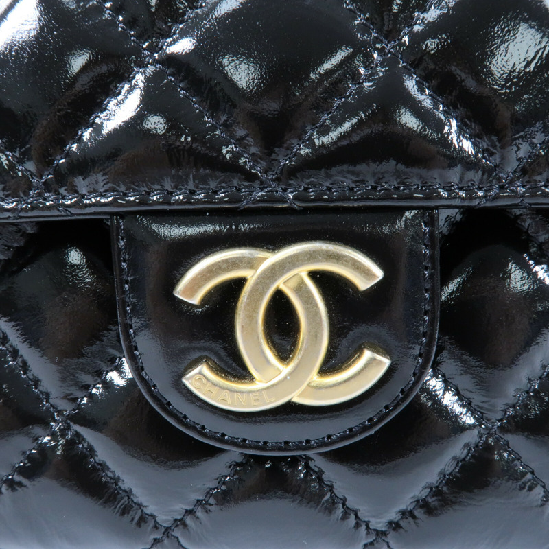 CHANEL 漆皮皮革Wavy CC Hobo金扣鏈帶肩背袋-11