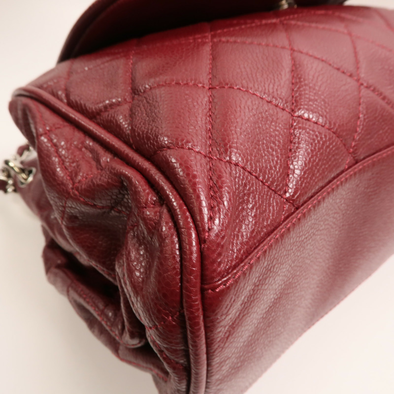 CHANEL 牛皮皮革Chain Shoulder銀扣鏈帶肩背袋-11