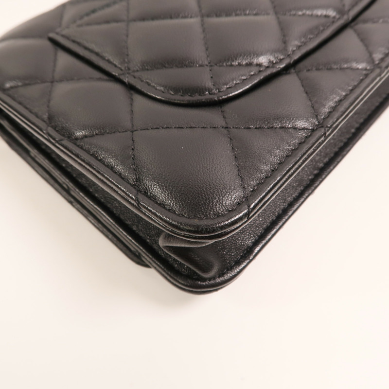 CHANEL 羊皮皮革Wallet On Chain金扣鏈帶肩背袋-14