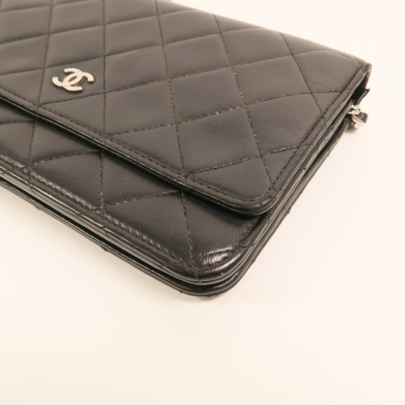 CHANEL 羊皮皮革WOC Wallet On Chain銀扣鏈帶肩背袋-10