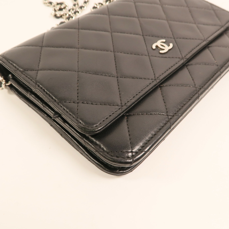 CHANEL 羊皮皮革WOC Wallet On Chain銀扣鏈帶肩背袋-11