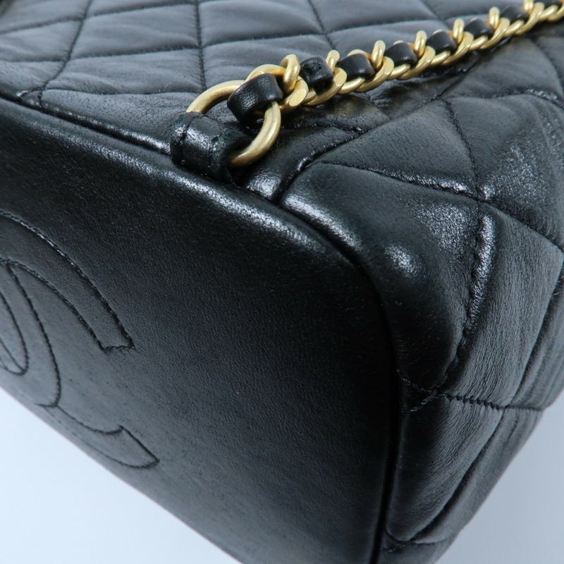 CHANEL 羊皮皮革Backpack金扣背包-8