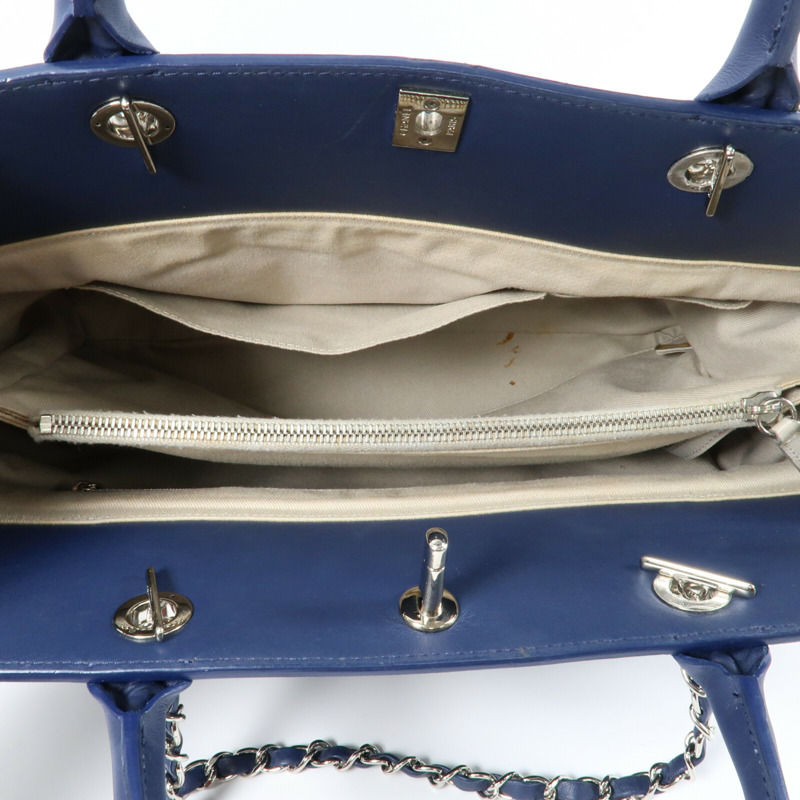 CHANEL 牛皮皮革Chain Shoulder銀扣鏈帶手挽肩背兩用袋-11