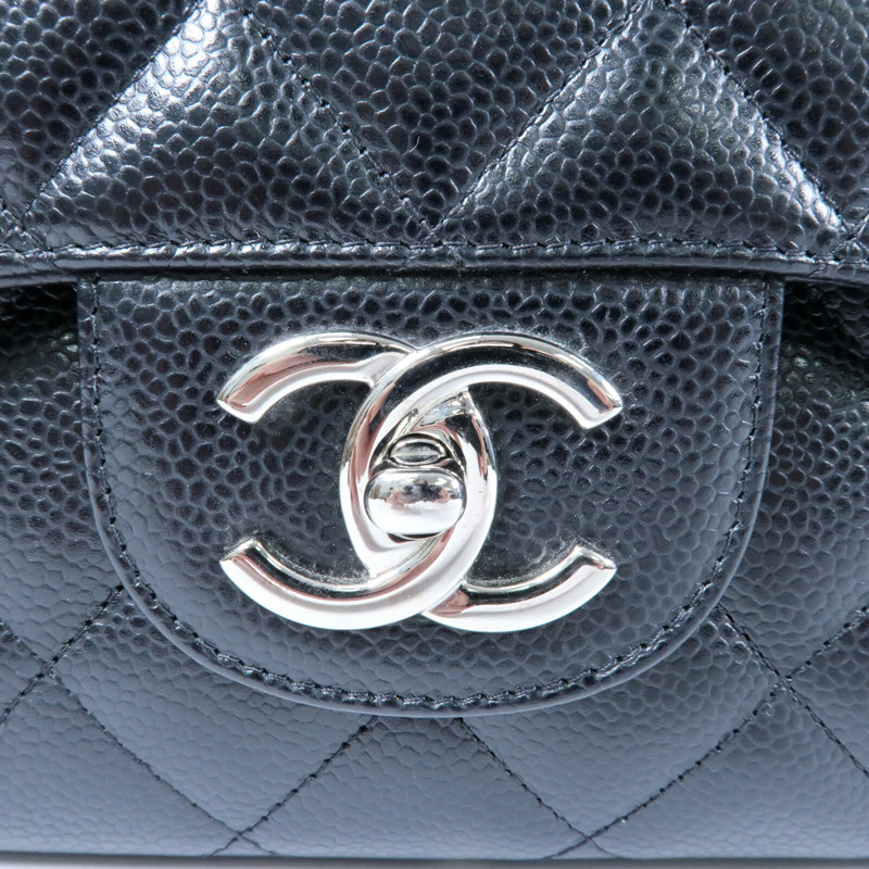 CHANEL 牛皮皮革Classic Maxi銀扣鏈帶肩背袋-10