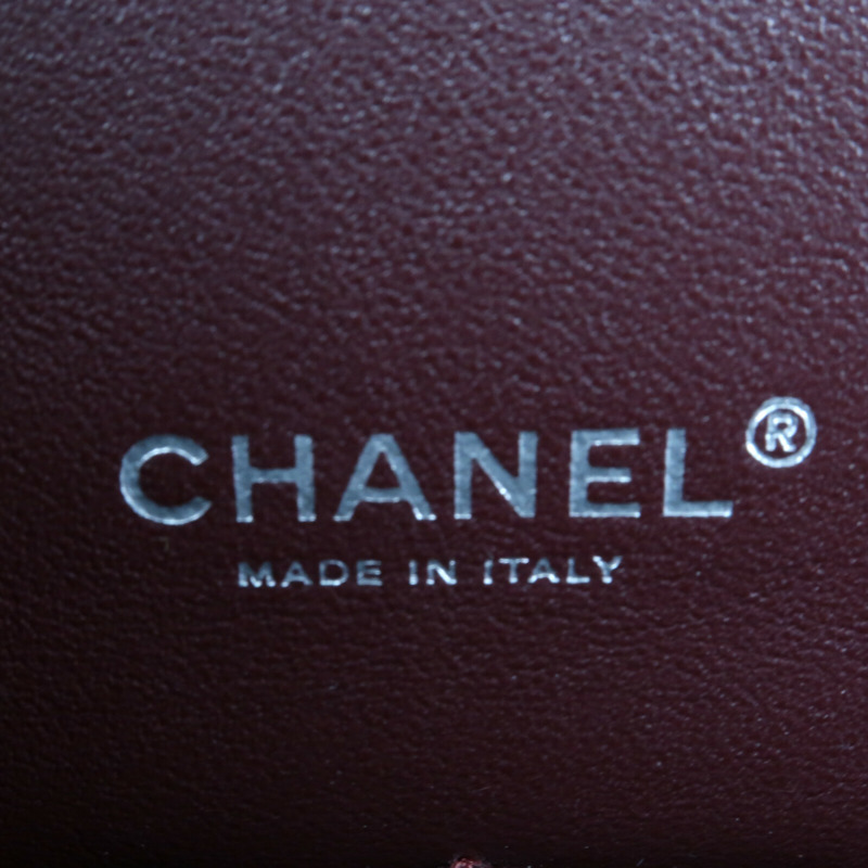 CHANEL 牛皮皮革Classic Maxi銀扣鏈帶肩背袋-11