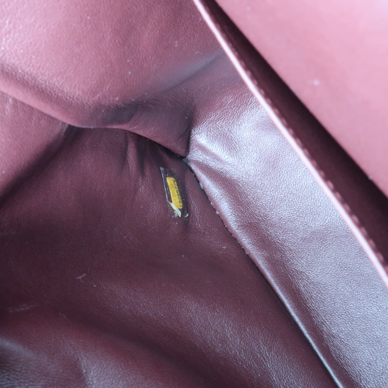 CHANEL 牛皮皮革Classic Maxi銀扣鏈帶肩背袋-12