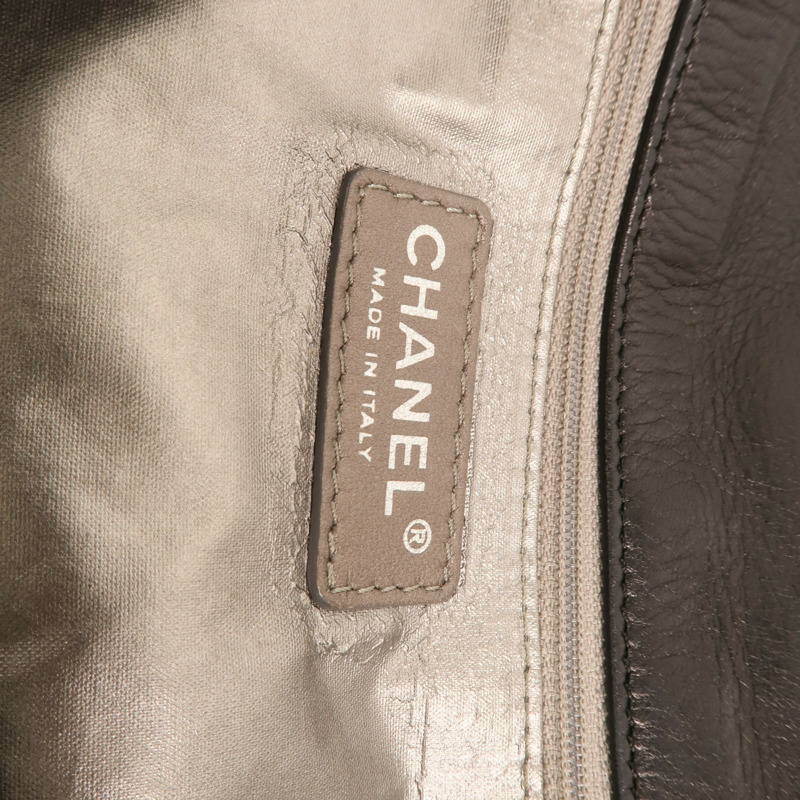 CHANEL 羊皮皮革Paris Moscou Flap Bag銀扣鏈帶肩背袋-5