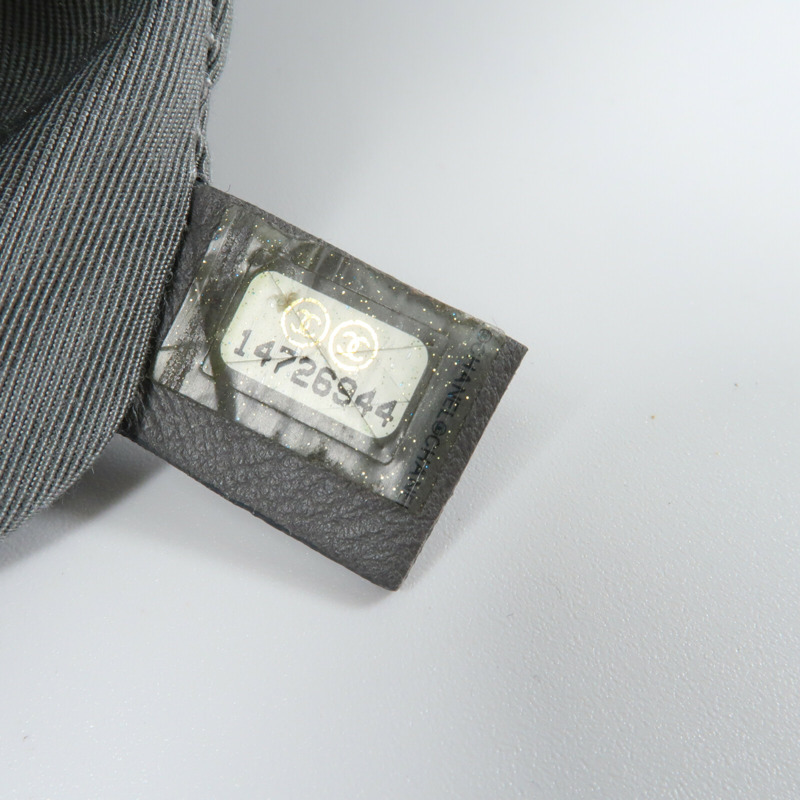 CHANEL 尼龍Chain Shoulder銀扣鏈帶肩背袋-14