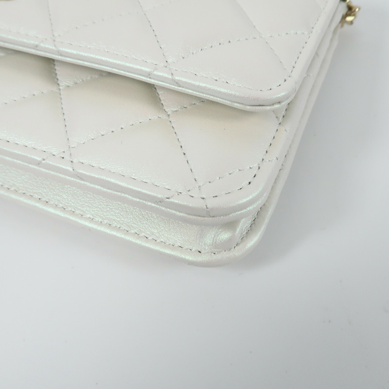 CHANEL 羊皮皮革WOC Wallet On Chain金扣鏈帶肩背袋-5