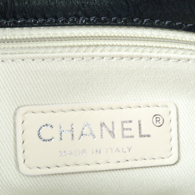 CHANEL 牛皮皮革Wild Stitch Tote銀扣鏈帶手挽袋-12