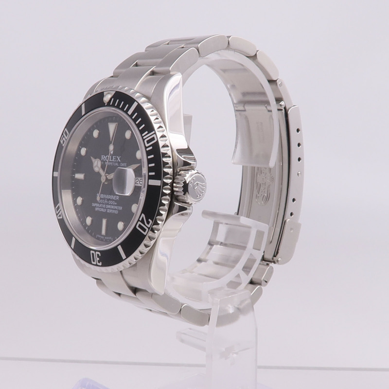 ROLEX Submariner Date 16610LN-3