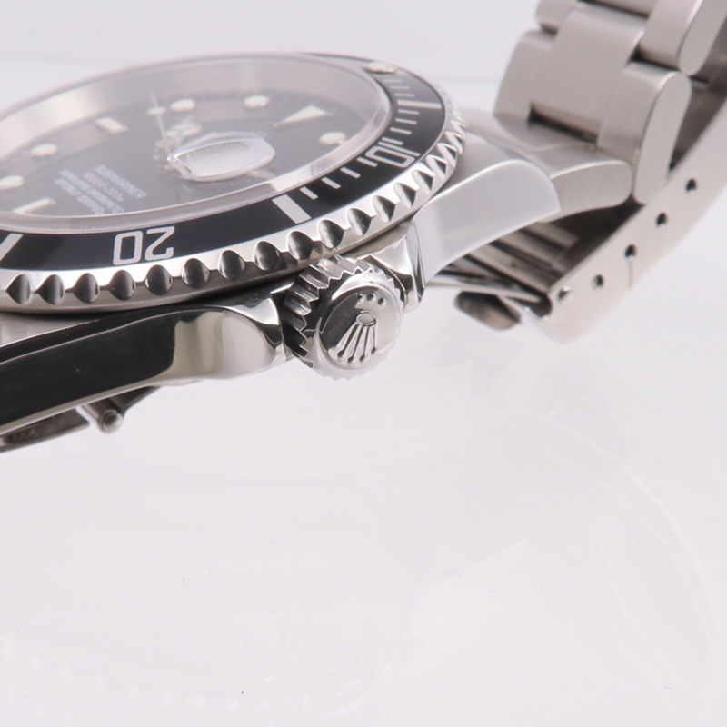 ROLEX Submariner Date 16610LN-7