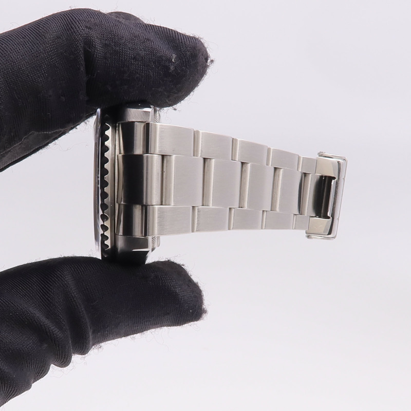 ROLEX Submariner Date 16610LN-12